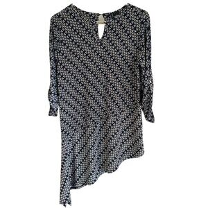 New Directions Asymmetrical Top with Rolled Tab Sleeves Side Slit Womens Small‎